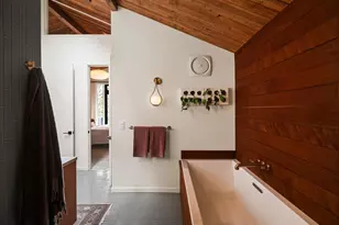 942 S Palatine Hill Rd, Portland, OR 97219 - Photo 24