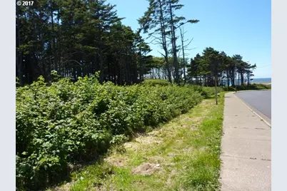 4000 NW Blk 40th St, Lincoln City, OR 97367 - Photo 4