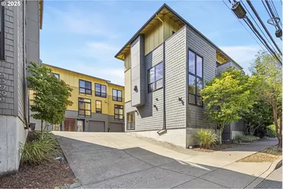 5115 S Corbett Ave #H, Portland, OR 97239 - Photo 1