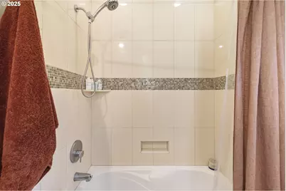 5115 S Corbett Ave #H, Portland, OR 97239 - Photo 24