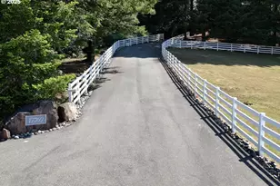 17769 Rainbow Rock Rd, Brookings, OR 97415 - Photo 2