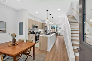7216 NE Going St, Portland, OR 97218 - Photo 6