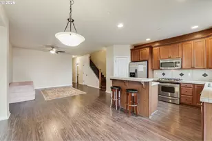9923 SE Old Town Ct, Happy Valley, OR 97086 - Photo 8
