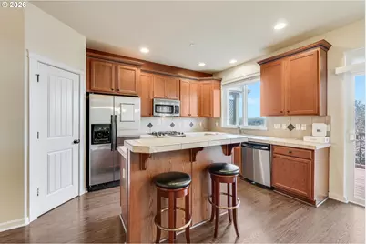 9923 SE Old Town Ct, Happy Valley, OR 97086 - Photo 4