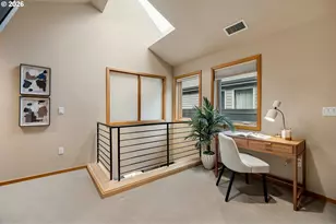 2419 NW Thurman St, Portland, OR 97210 - Photo 32