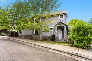 8689 SW 71St Terrace, Portland, OR 97223 - Photo 2