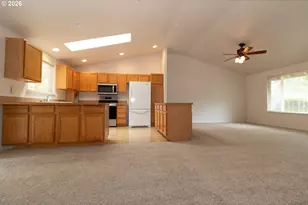 49 Park Village Dr, Florence, OR 97439 - Photo 22