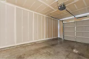 20534 NW Sedona Ln, Beaverton, OR 97006 - Photo 32