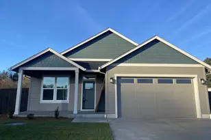 520 Rainbow Way, Kelso, WA 98626 - Photo 1