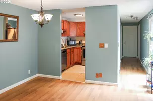 2217 Hawkins Ln, Eugene, OR 97405 - Photo 6