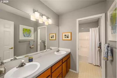 12727 SW 60th Ct, Portland, OR 97219 - Photo 32