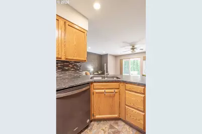 809 Sieverkropp Dr, Hood River, OR 97031 - Photo 18