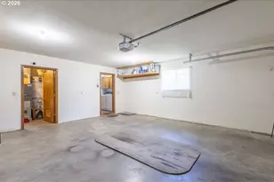 809 Sieverkropp Dr, Hood River, OR 97031 - Photo 42