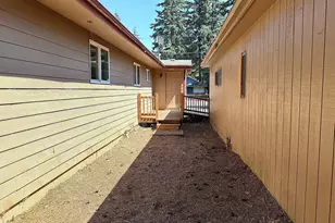 2145 SE 141st Ave, Portland, OR 97233 - Photo 40