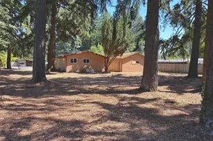 2145 SE 141st Ave, Portland, OR 97233 - Photo 2