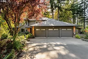 703 W Jewett Blvd, White Salmon, WA 98672 - Photo 1