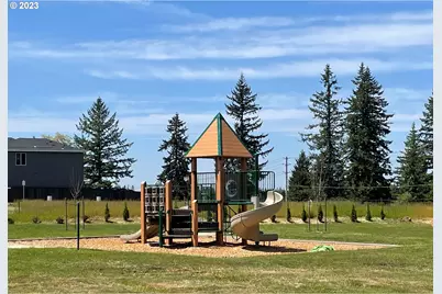 3590 W 4th St, Washougal, WA 98671 - Photo 22