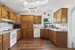 1316 Sunny Ct, Sutherlin, OR 97479 - Photo 20