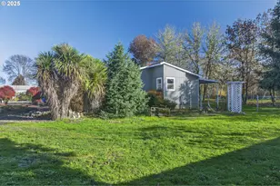 1316 Sunny Ct, Sutherlin, OR 97479 - Photo 40