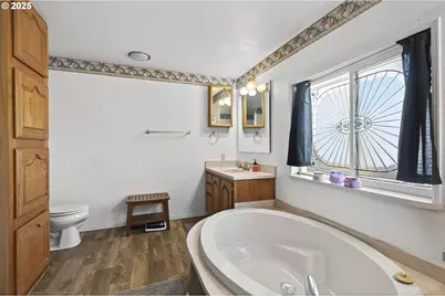 1316 Sunny Ct, Sutherlin, OR 97479 - Photo 28