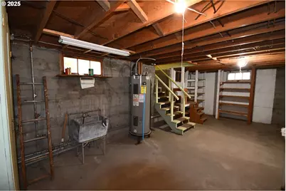 1300 View Ct, The Dalles, OR 97058 - Photo 34