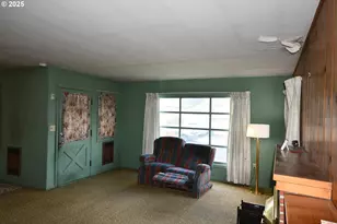 1300 View Ct, The Dalles, OR 97058 - Photo 14