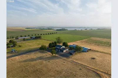 71176 Tutuilla Creek Rd, Pendleton, OR 97801 - Photo 2