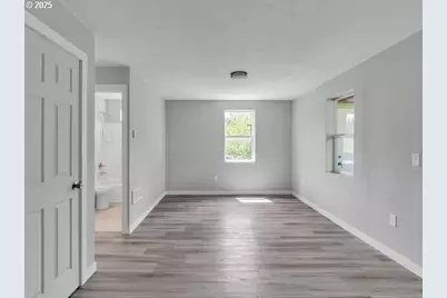 9257 SE Clinton St #404, Portland, OR 97266 - Photo 14