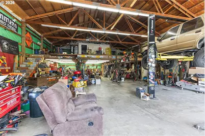 95240 Brewster Ln, Myrtle Point, OR 97458 - Photo 28