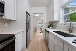 6861 N Sky St, Portland, OR 97203 - Photo 16