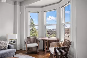 839 SW Green Ave, Portland, OR 97205 - Photo 8