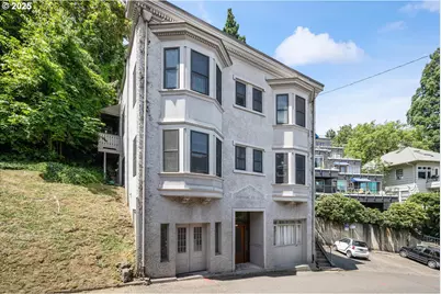 839 SW Green Ave, Portland, OR 97205 - Photo 1
