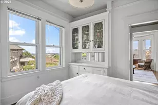 839 SW Green Ave, Portland, OR 97205 - Photo 10