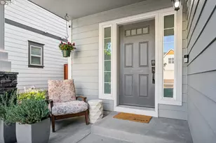 2137 N Legacy Dr, Newberg, OR 97132 - Photo 2