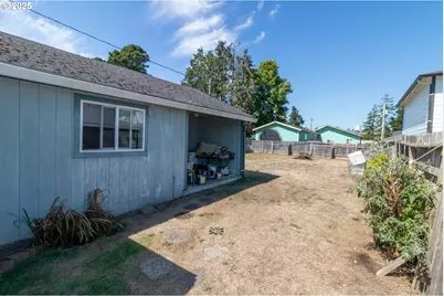 1667 30th St, Florence, OR 97439 - Photo 20