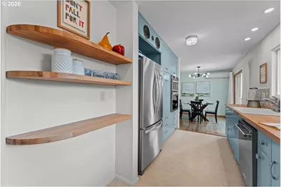 721 SE 135th Ave, Portland, OR 97233 - Photo 14