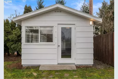 721 SE 135th Ave, Portland, OR 97233 - Photo 38