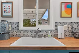 721 SE 135th Ave, Portland, OR 97233 - Photo 16