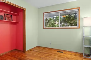 721 SE 135th Ave, Portland, OR 97233 - Photo 18