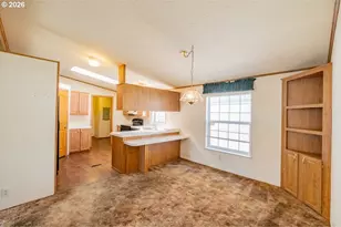 1145 SW Cypress St, McMinnville, OR 97128 - Photo 12