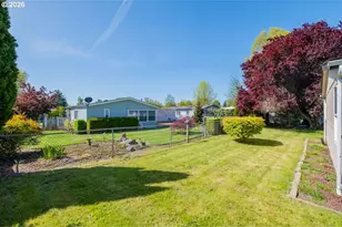 1145 SW Cypress St, McMinnville, OR 97128 - Photo 34