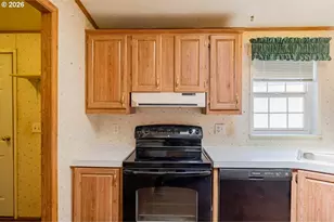 1145 SW Cypress St, McMinnville, OR 97128 - Photo 16