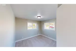 425 Memory Ln, Brookings, OR 97415 - Photo 18