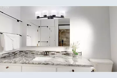 425 Memory Ln, Brookings, OR 97415 - Photo 16