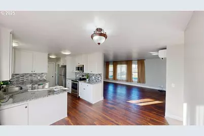 425 Memory Ln, Brookings, OR 97415 - Photo 12