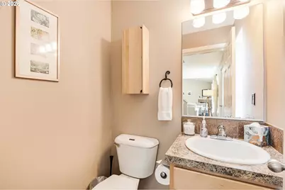 131 SW Oliver Ct, Dundee, OR 97115 - Photo 10