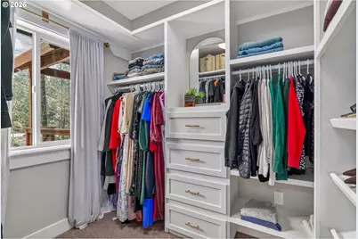 322 Round Prairie Rd, Wilderville, OR 97543 - Photo 10