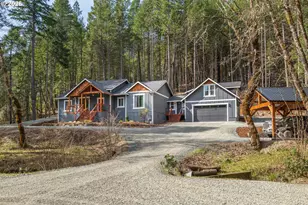 322 Round Prairie Rd, Wilderville, OR 97543 - Photo 2