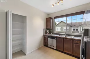 635 NW Lost Springs Terrace, Portland, OR 97229 - Photo 10