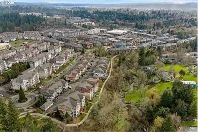 635 NW Lost Springs Ter #401, Portland, OR 97229 - Photo 30